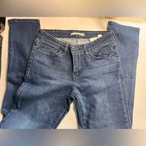 Levis 712 Slim 28x32 women’s